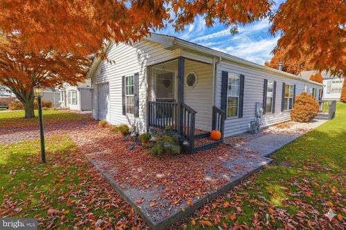 609 Village Way, ROYERSFORD, PA, 19468-3434 | Card Image