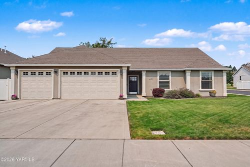 6701 W Chestnut Ave, Yakima, WA, 98908-1648 | Card Image