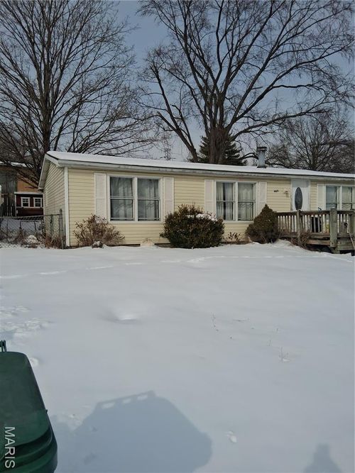 4671 Chinkapin Ln, High Ridge, MO, 63049-1863 | Card Image