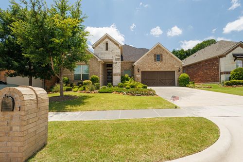 400 Headwaters Dr, McKinney, TX, 75071-5834 | Card Image
