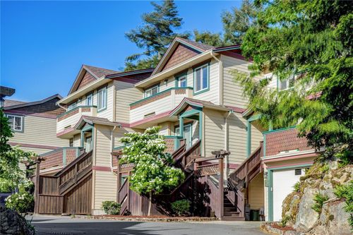 26-108 Aldersmith Pl, View Royal, BC, V9A7M8 | Card Image