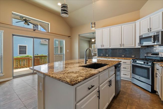 The island has stunning granite! | Image 18