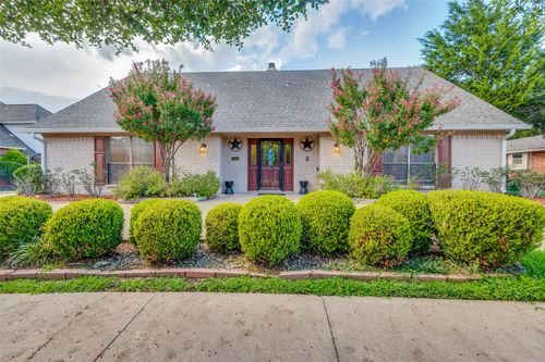1905 Wimbledon Dr, Arlington, TX, 76017-2786 | Card Image