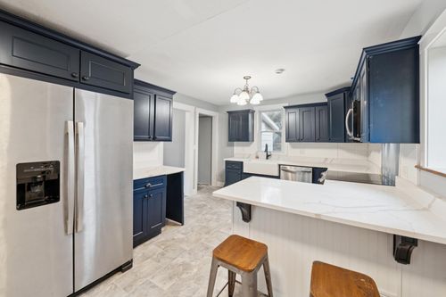 318 W Maple St, Spooner, WI, 54801-1436 | Card Image