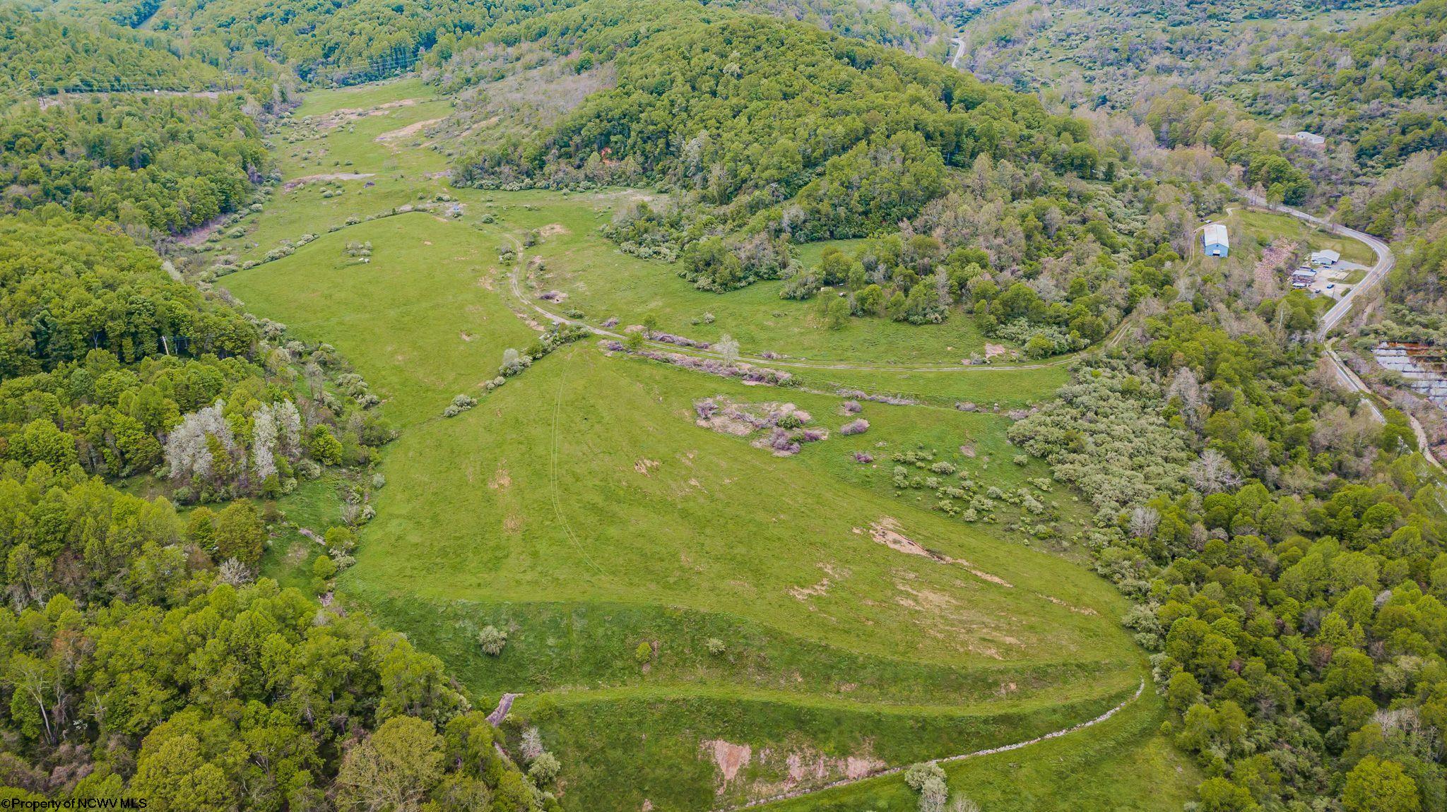 Land in Maidsville 3