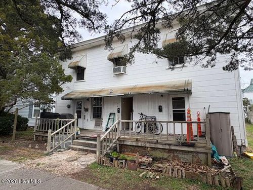 106 N 9th St, Morehead City, NC, 28557-3820 | Card Image