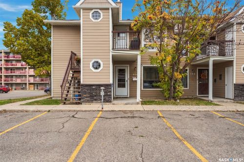 400 Cedar Meadow Drive, Regina, SK, S4X3J5 | Card Image
