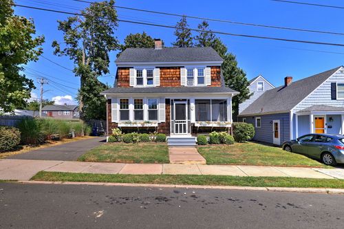 7 Roberts St, West Haven, CT, 06516-7239 | Card Image