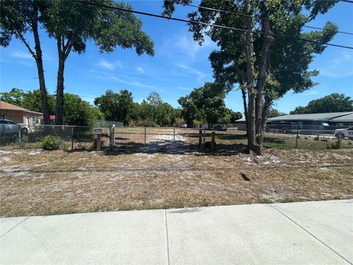 1735 Grayson Dr, ORLANDO, FL, 32825-5616 | Card Image