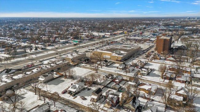 20817 Parkside Blvd, House other with 2 bedrooms, 2 bathrooms and null parking in Ferndale MI | Image 34