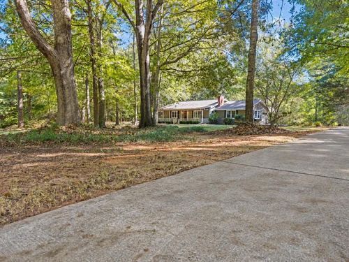 70 Mystic Ln, Social Circle, GA, 30025-5145 | Card Image