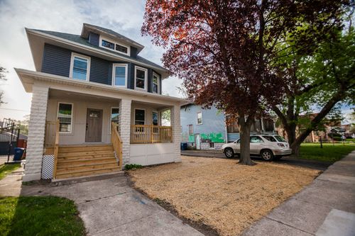 807 N 5th Ave, Maywood, IL, 60153-1035 | Card Image