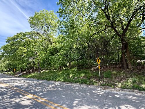 906 Sleepy Hollow Drive, Cedar Hill, TX, 75104 | Card Image