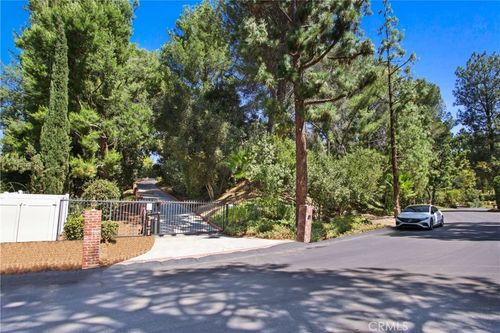 15857 Beaver Run Rd, Canyon Country, CA, 91387 | Card Image