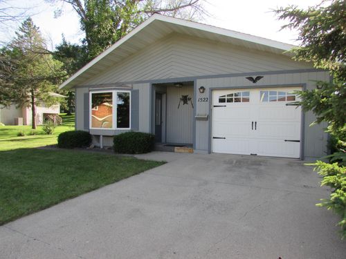 1522 Falcon Dr, Fairmont, MN, 56031-4551 | Card Image