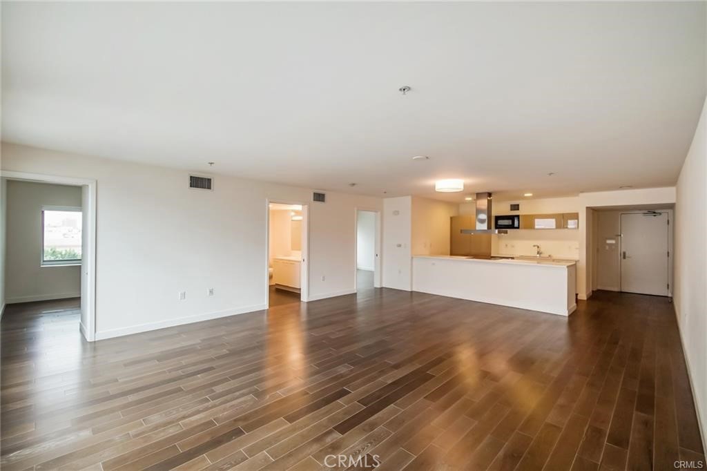 Residential Lease in Los Angeles 3