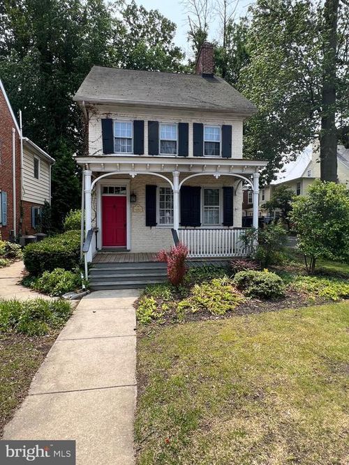 b-36 E Main St, MOORESTOWN, NJ, 08057-3310 | Card Image