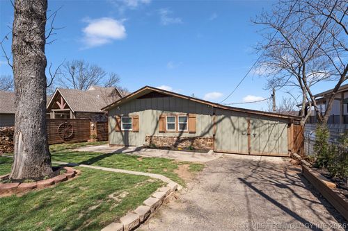 360 Lakeview Dr, Eucha, OK, 74342-3086 | Card Image