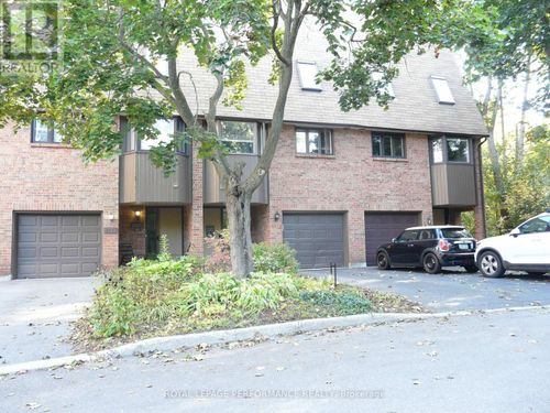 1473 Waltham St, Ottawa, ON, K1T2T5 | Card Image