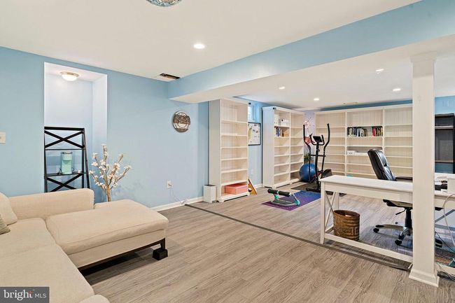 9220 Burnetta Dr, House other with 4 bedrooms, 4 bathrooms and null parking in ANNANDALE VA | Image 56