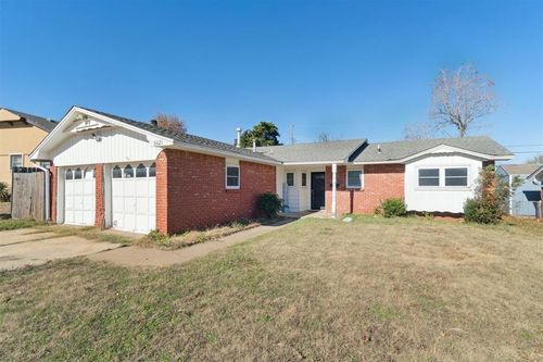 5621 Nw 58th Ter, Warr Acres, OK, 73122-7328 | Card Image