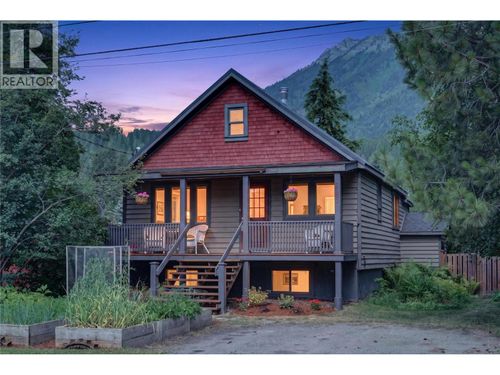1161 10th Avenue, Fernie, BC, V0B1M5 | Card Image