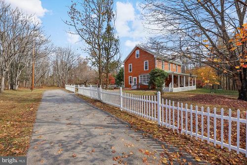 19 Walnut Hill Rd, LA PLATA, MD, 20646-4313 | Card Image