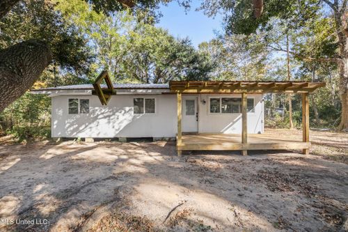 2200 Inabinette Rd, Vancleave, MS, 39565-8537 | Card Image