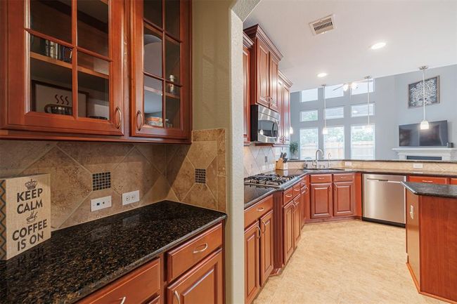Butlers pantry/Coffee bar located between the dining room and kitchen. | Image 13