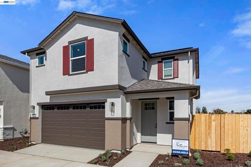 863 Pecan Tree Ln, Galt, CA, 95632-3211 | Card Image