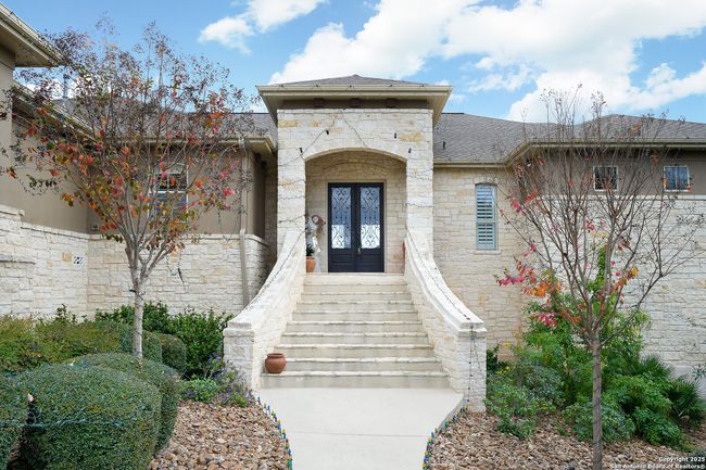 22718 Fossil Peak, House other with 4 bedrooms, 5 bathrooms and null parking in San Antonio TX | Image 4