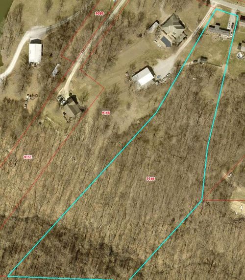 9166 Porter Rd, Ryland Hght, KY, 41015-9587 | Card Image