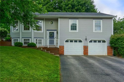 726 Kilbuck Dr, Cranberry Township, PA, 16066-6831 | Card Image