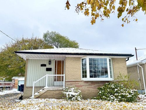 29 Monterrey Dr, Etobicoke, ON, M9V1S7 | Card Image