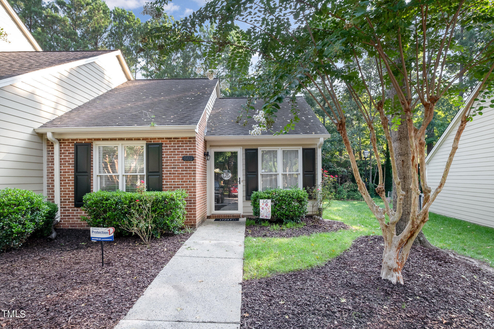 Gatehouse Ln, Durham, NC 27707