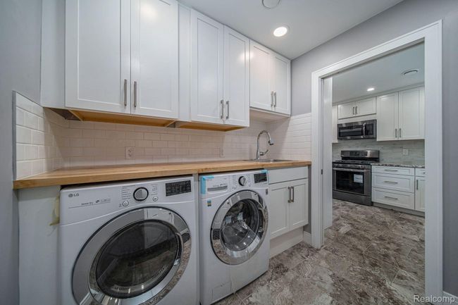 7175 Richardson Rd, House other with 3 bedrooms, 2 bathrooms and null parking in West Bloomfield MI | Image 22