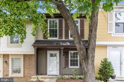 19453 Breezedale Ln, GERMANTOWN, MD, 20876-2747 | Card Image