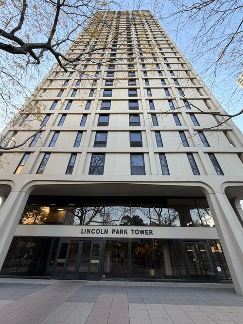 1512-1960 N Lincoln Park W, Chicago, IL, 60614-6530 | Card Image