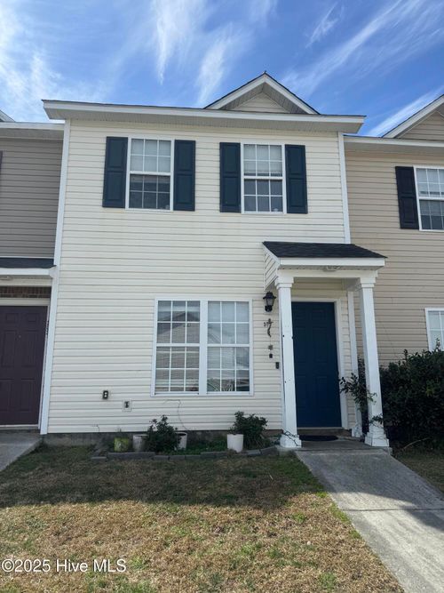 305 Timberlake Trl, Jacksonville, NC, 28546-7889 | Card Image