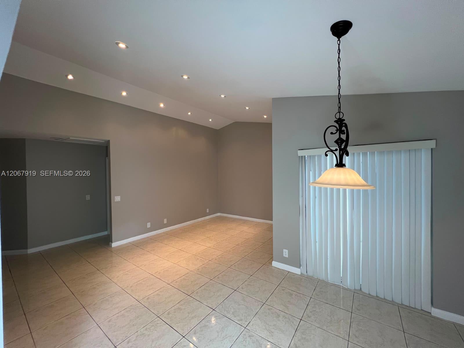 Residential Lease in Weston 2