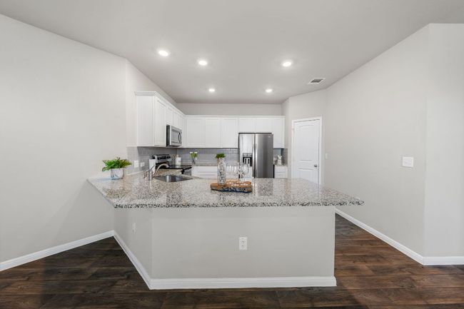 208 Bunting Ln, House other with 4 bedrooms, 2 bathrooms and 4 parking in Bertram TX | Image 11
