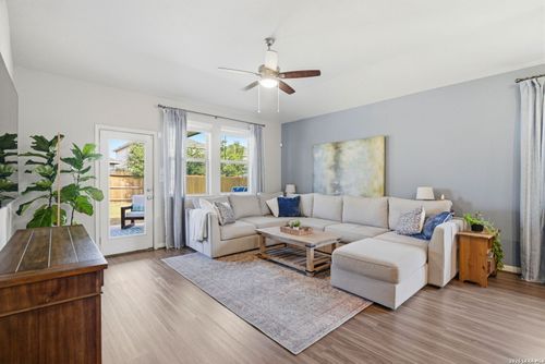 12943 Staubach Way, San Antonio, TX, 78254-2173 | Card Image