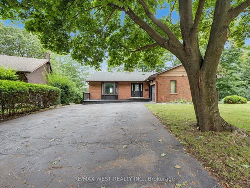 15 Westbrook Pl, Cambridge, ON, N3C3J4 | Card Image