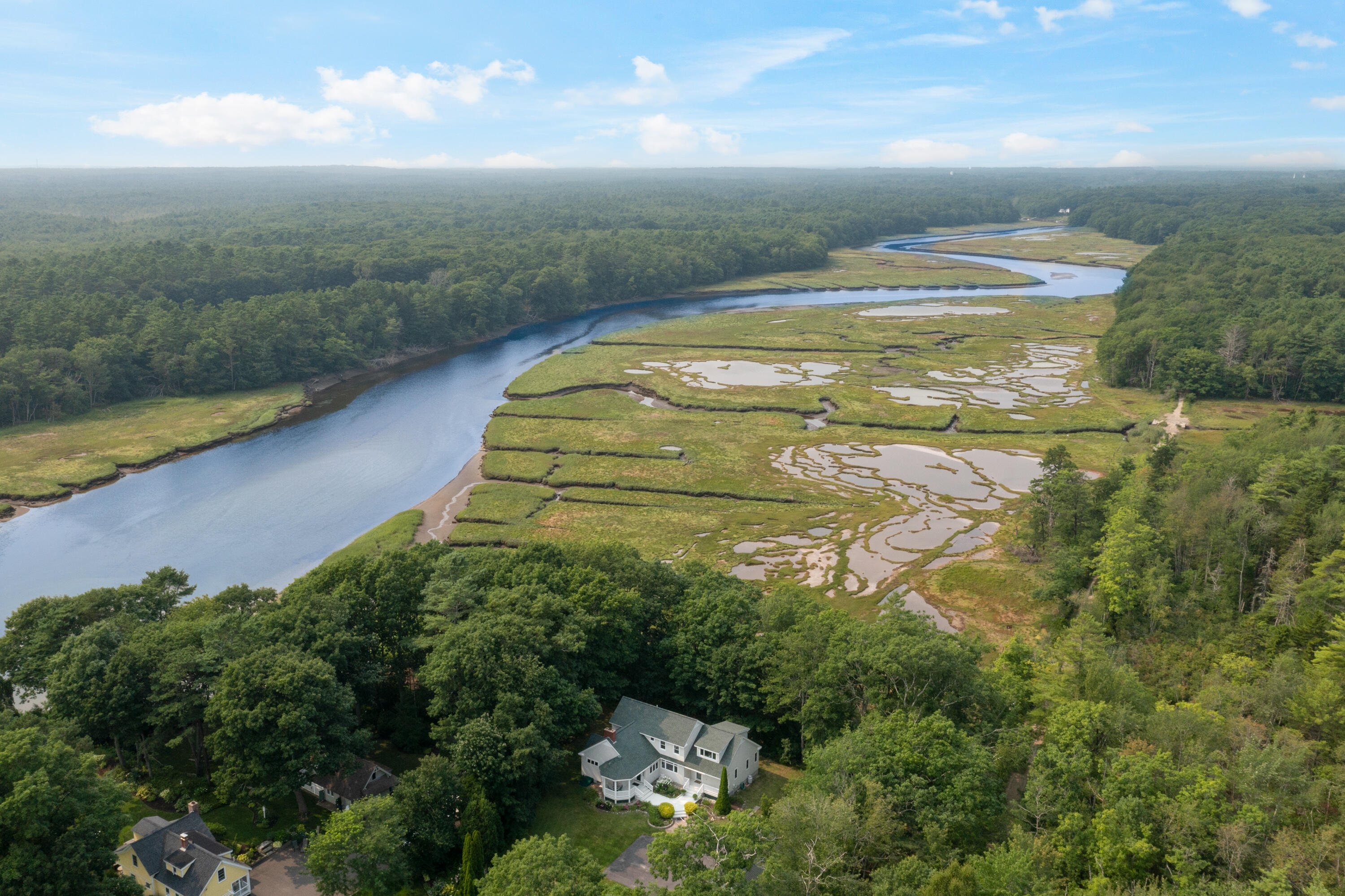 Western Ave, Kennebunk, ME 04043