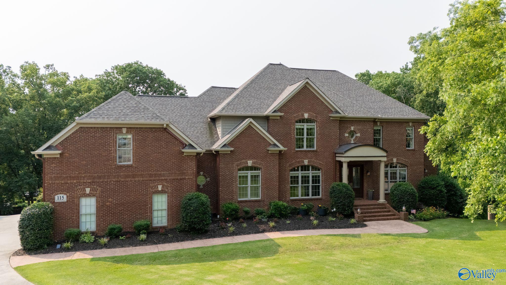 Grand Cove Pl, Madison, AL 35758