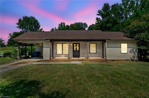 118 Hickory Tree Rd, Mocksville, NC, 27028-7228 | Card Image