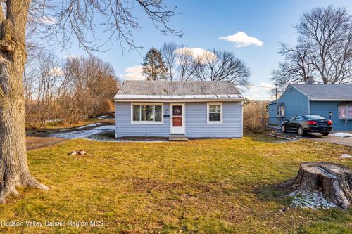 45 Houseman Ave, Chatham, NY, 12037-1422 | Card Image