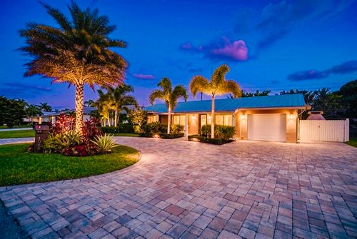 1066 Sw 27th Pl, Boynton Beach, FL, 33426-7830 | Card Image