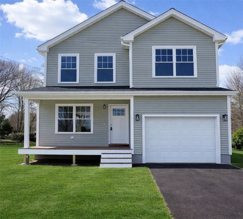 339 East Street, Cranston, RI, 02920 | Card Image