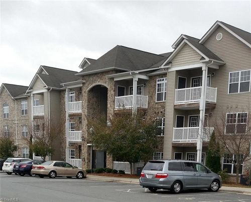 unit-101-4455 Brassfield Dr, Winston-Salem, NC, 27105-2678 | Card Image